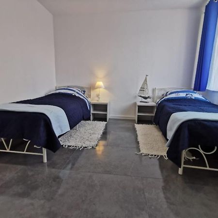 Pokoje Dwuosobowe Hotel Rowy  Buitenkant foto