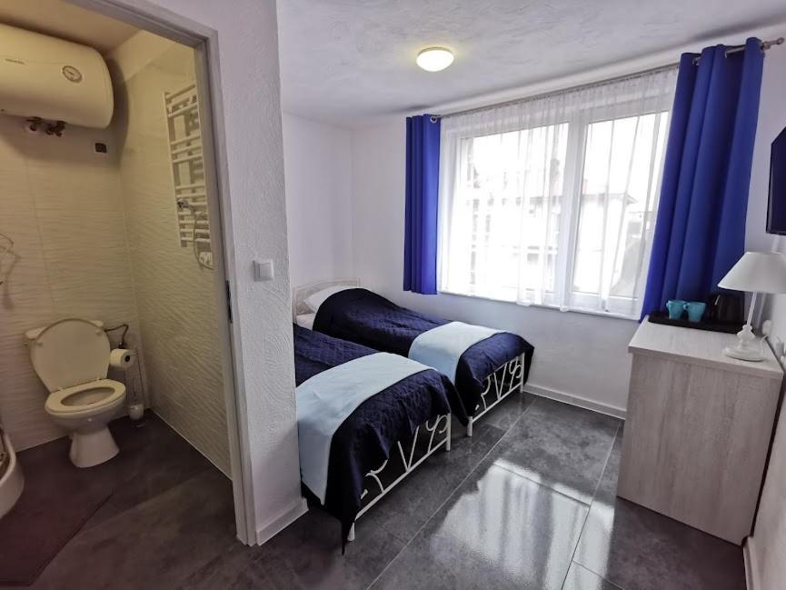 Pokoje Dwuosobowe Hotel Rowy  Buitenkant foto
